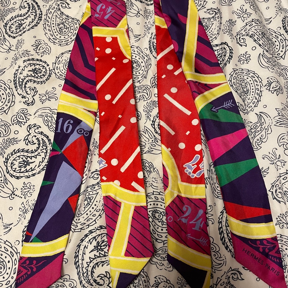 Set of 2 Hermes Ju De Soie Uniforme Twillys